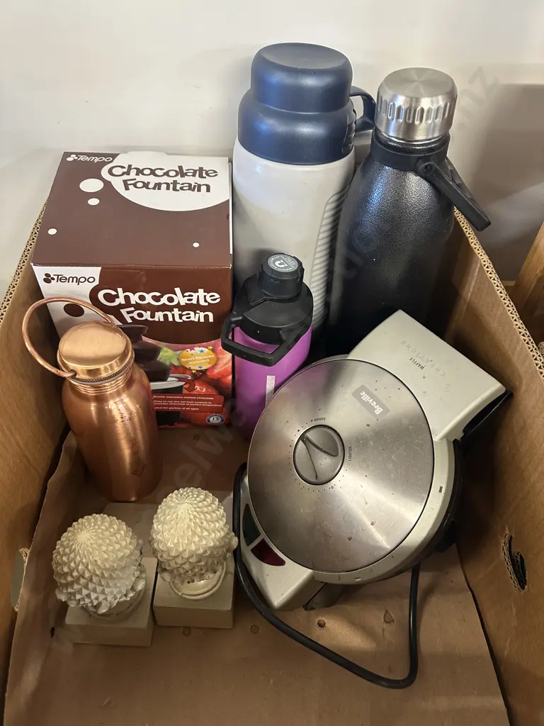 Chocolate Fountain, Thermos, Breville Waffle Maker Etc Image 1++