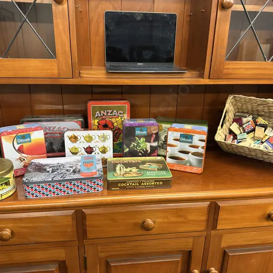 Selection Of Vintage Matches & Tins
