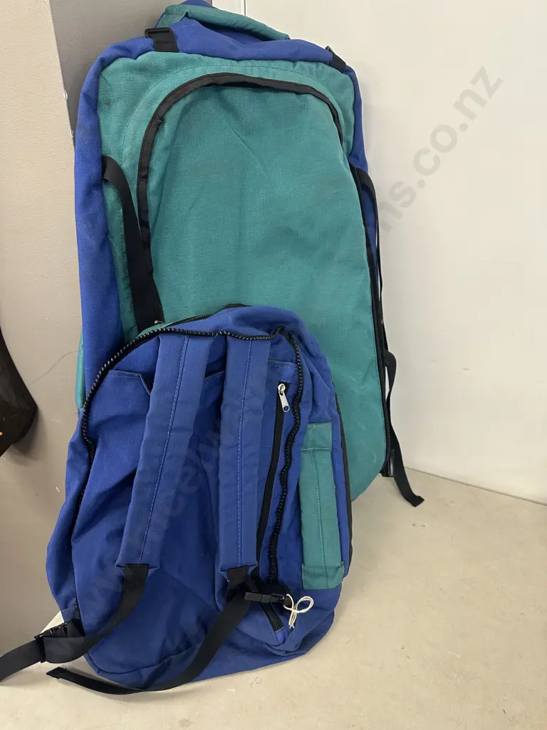 Kathmandu Back Pack Image 1++