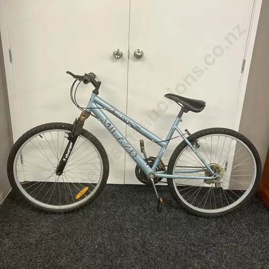 Milazo Charger Blue Bike (Dumped)