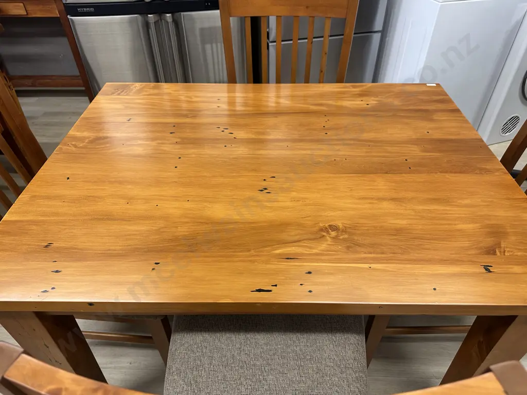 Stunning Woodpeckers Solid Rimu Dining Table (120 x 91cm) With Set of Four Stamped Woodpeckers Dining Chairs Image 1++