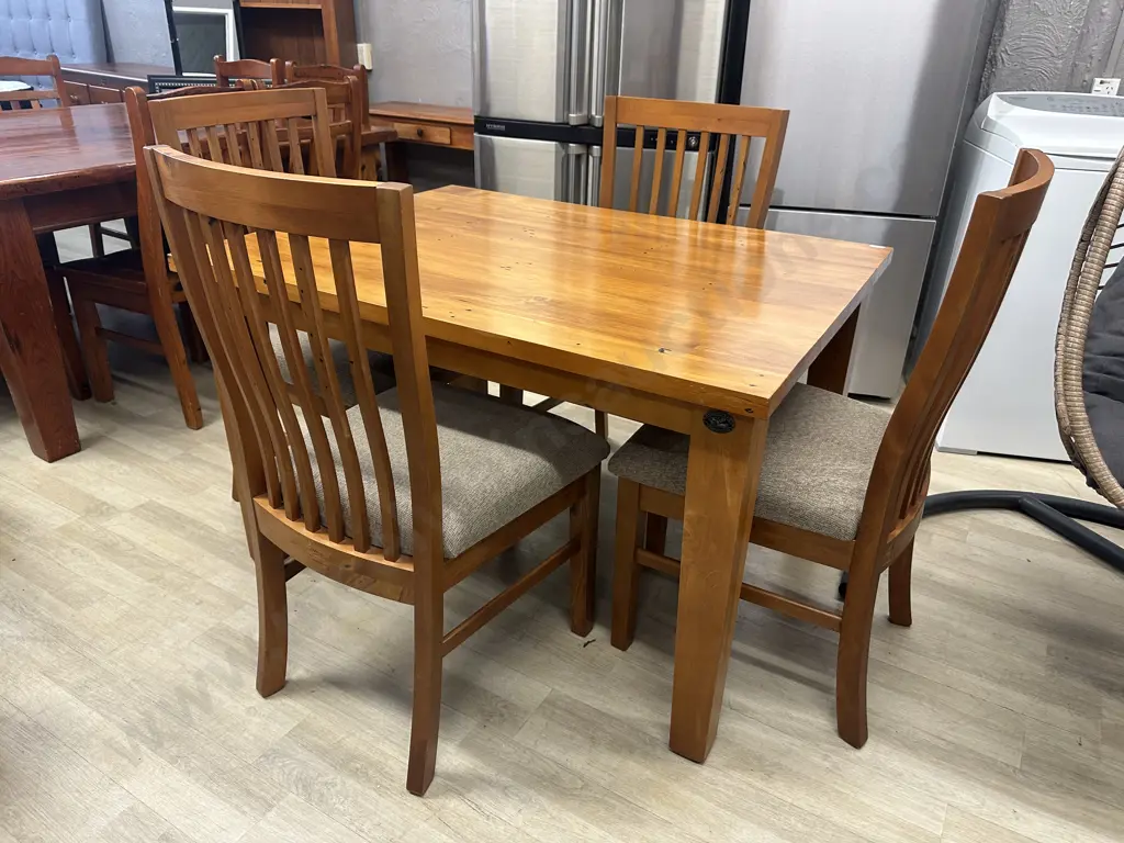 Stunning Woodpeckers Solid Rimu Dining Table (120 x 91cm) With Set of Four Stamped Woodpeckers Dining Chairs Image 1++