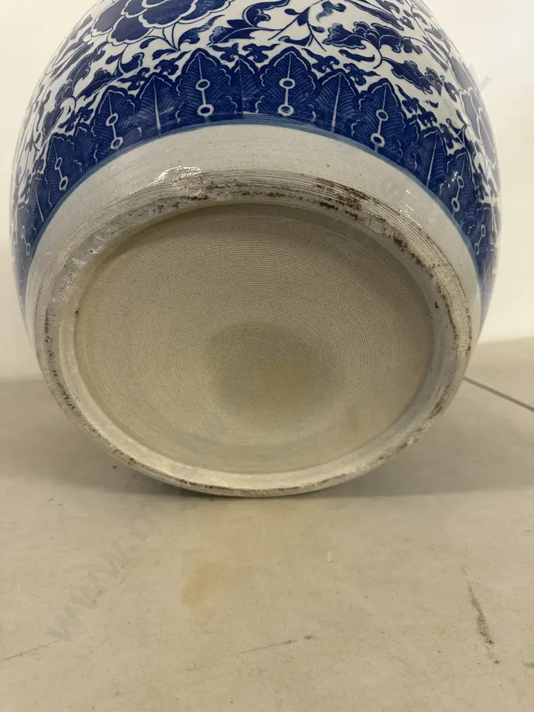 Vintage Chinese Round Porcelain Planter Pot H26,Dia41cm. Image 1++