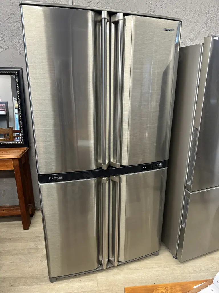 Sharp French Door Fridge Freezer Hybrid Cooling System Model SJ-F624ST Image 1++