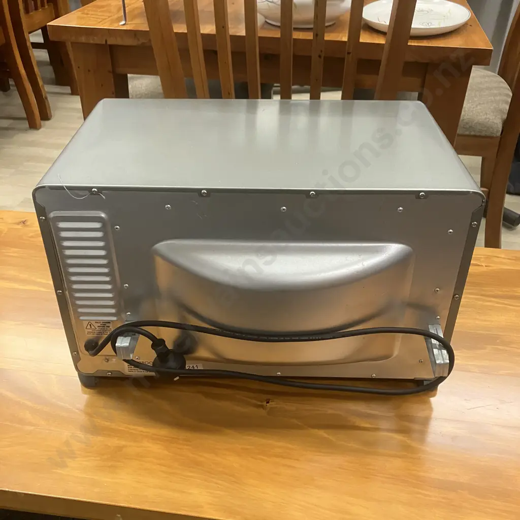 Kambrook Multi Function 25L Mini Oven With Instruction Manual Image 1++