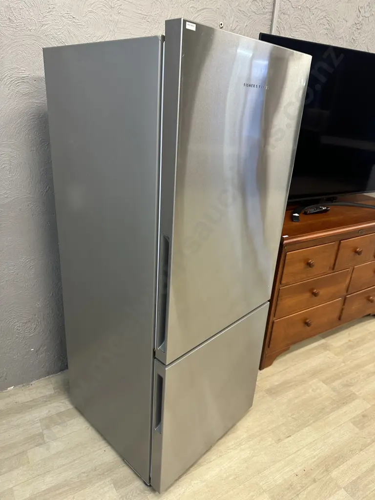 Fisher & Paykel 373 Litre Fridge-Freezer Model RF372BRPX6, Stainless Steel, #DKG815551 Image 1++