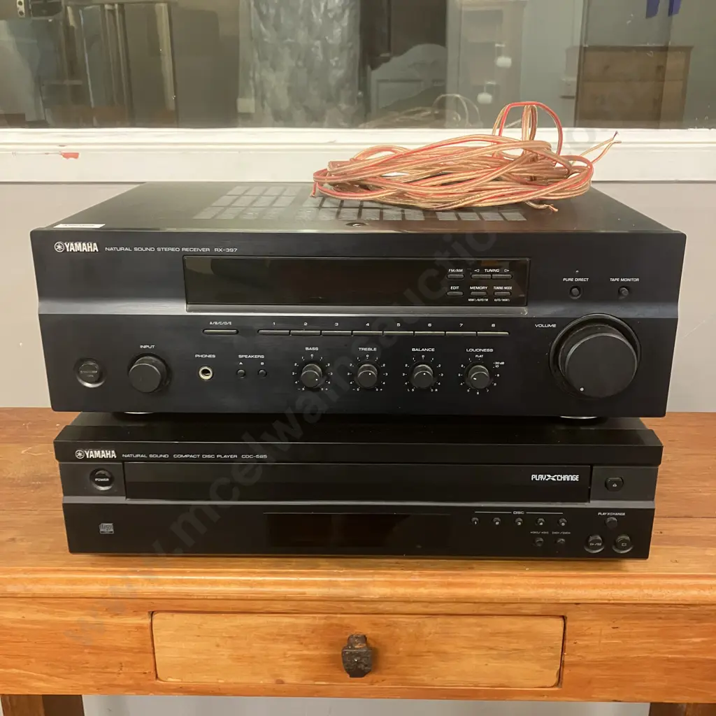 Yamaha Natural Sound RX-397 2-Channel 130-Watts Stereo Receiver & CDC-585 5 Disc Carousel CD Player (No Remotes) Image 1++