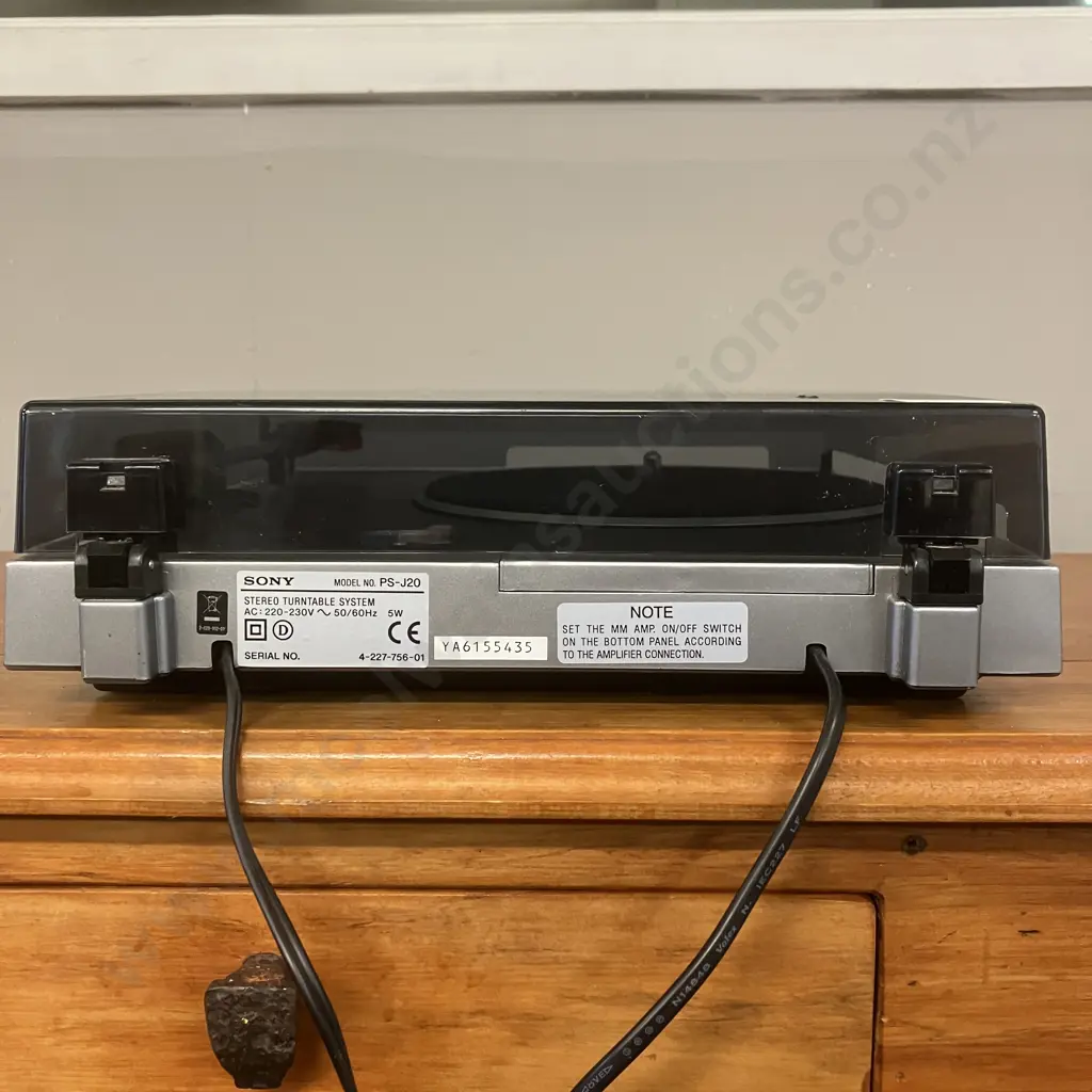 SONY PS-J20 Auto Return Turntable System, Built-In Preamp, Made in Japan Image 1++