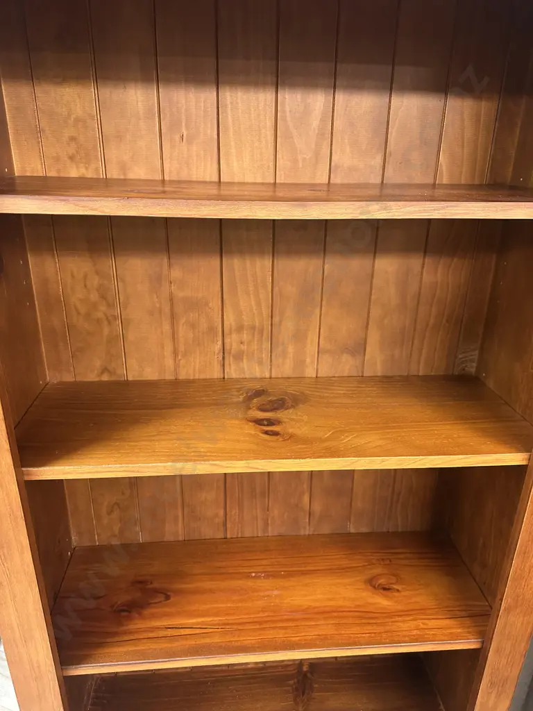 Wooden Pine Bookshelf Four Shelves Tongue & Grove Detail Back H181,W84,D31cm. Image 1++