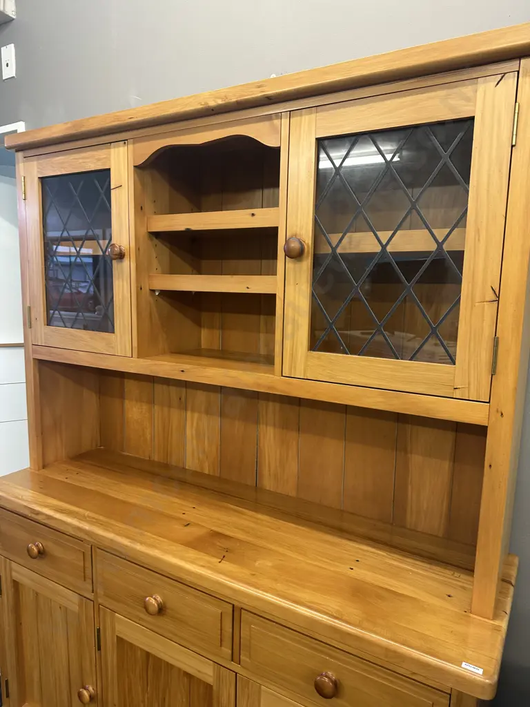 New Zealand Rimu Hutchdresser Made From Timber Out Of The Taumarunui Railway Station. H185 W140 D43.5cm Image 1++