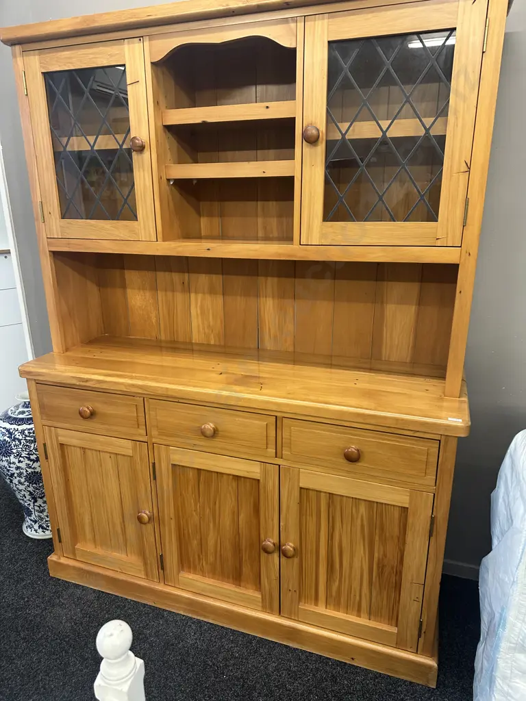 New Zealand Rimu Hutchdresser Made From Timber Out Of The Taumarunui Railway Station. H185 W140 D43.5cm Image 1++