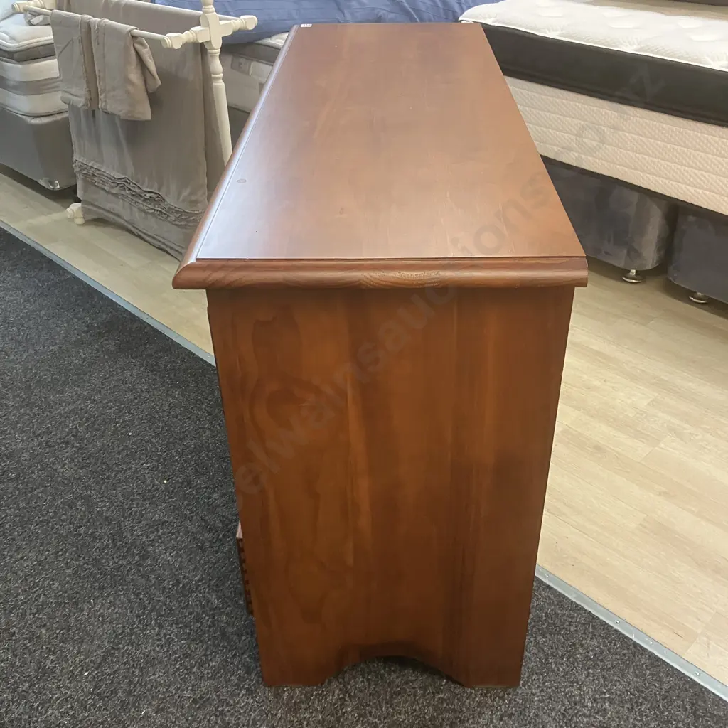 'The Villager' Collection Solid Wood 7 Drawer Lowboy With Round Knob Handles. H85 W137 D49cm Image 1++