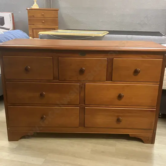 'The Villager' Collection Solid Wood 7 Drawer Lowboy With Round Knob Handles. H85 W137 D49cm