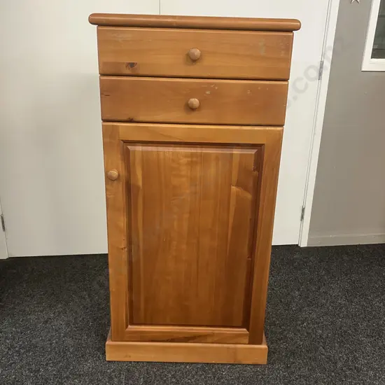 Rimu Dresser / Storage Cabinet, 2 Drawers, Single Door With 2 Adjustable Shelves. H121 W60 D43cm