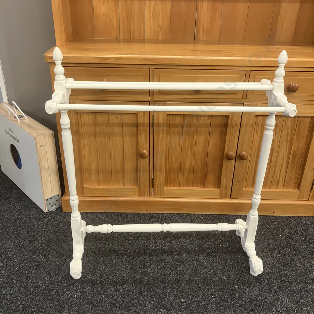 White Wooden Freestanding Towel Rail. 94 x 82.5cm Image 1++