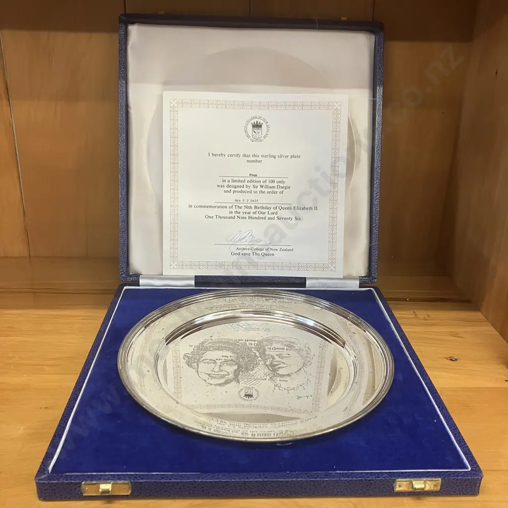 Hallmarked Sterling Silver Plate To Commemorate Queen Elizabeth II 50th Birthday - Limited Edition 4 / 100 Image 1++