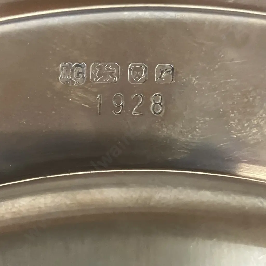 Hallmarked Sterling Silver Plate To Commemorate Queen Elizabeth II & Prince Phillips Silver Wedding - Limited 1928/2000 Image 1++