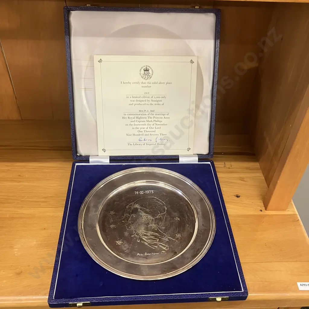 Hallmarked Sterling Silver Plate To Commemorate Princess Anne & Captain Mark Phillips Marriage - Limited 1513/2000 Image 1++
