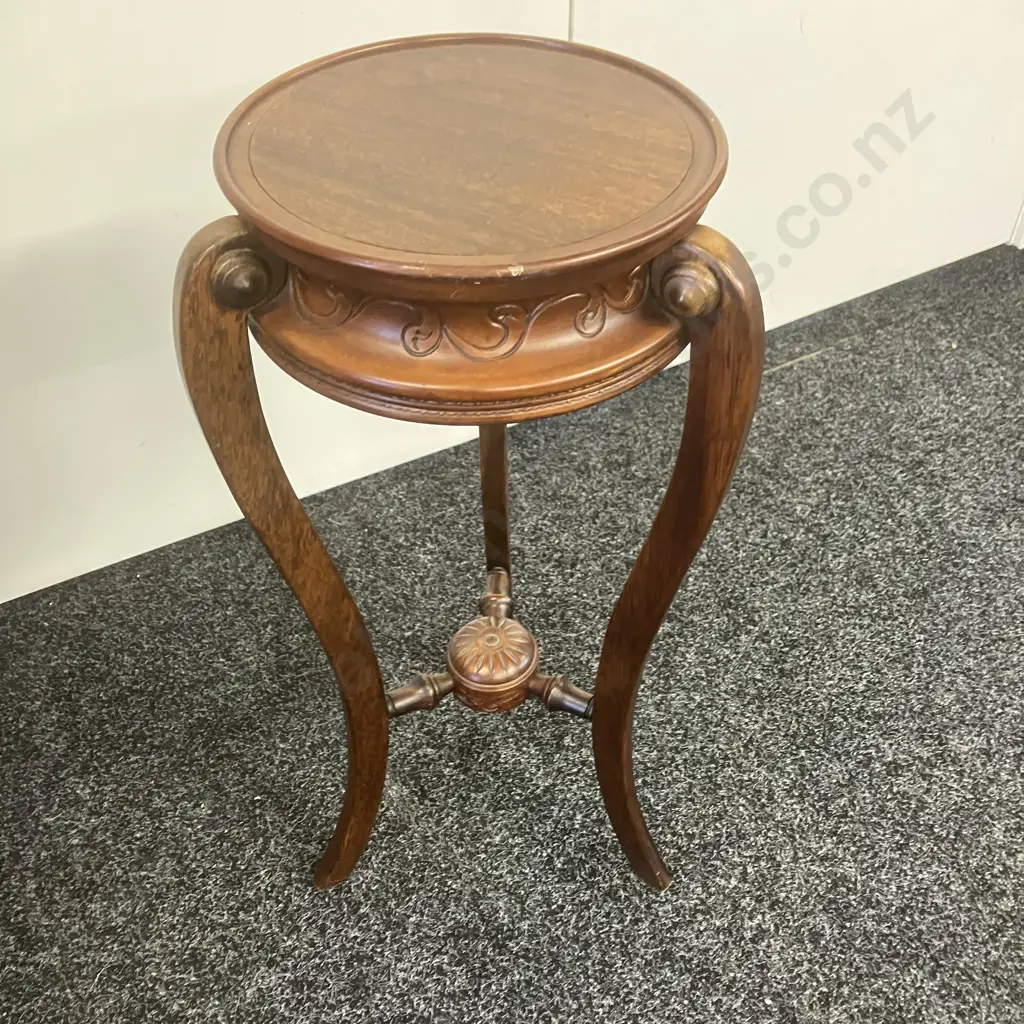 Antique French Style Side Table. 66 x 31cm Image 1++