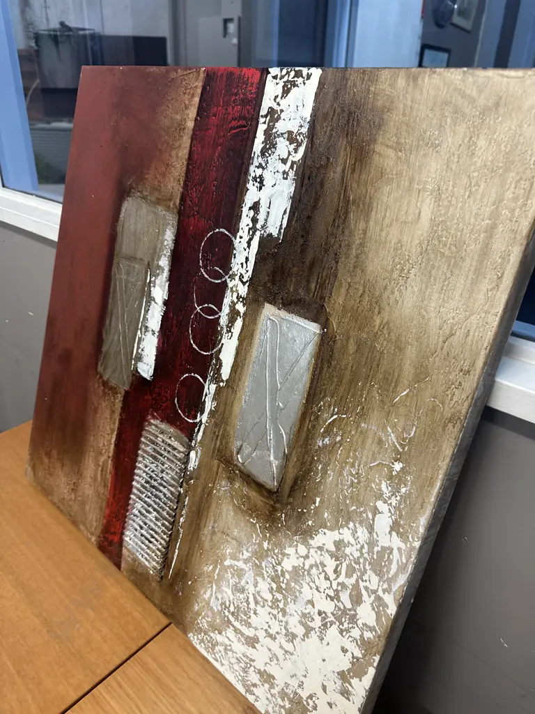 Picture On Canvas Red/Gold Detail 61x61cm. Image 1++