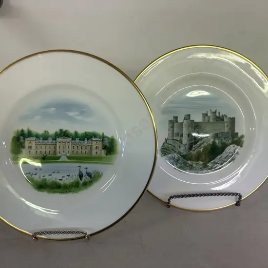 English Wedgwood Collectors Plates Harlech Castle & Woburn Abbey By David Gentleman Dia27.5cm.