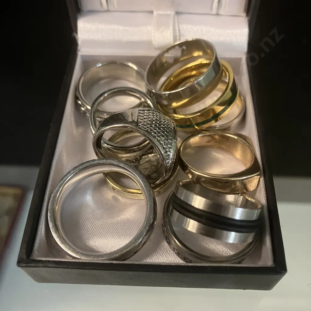 Selection Of Gold & Silver Coloured Rings Image 1++