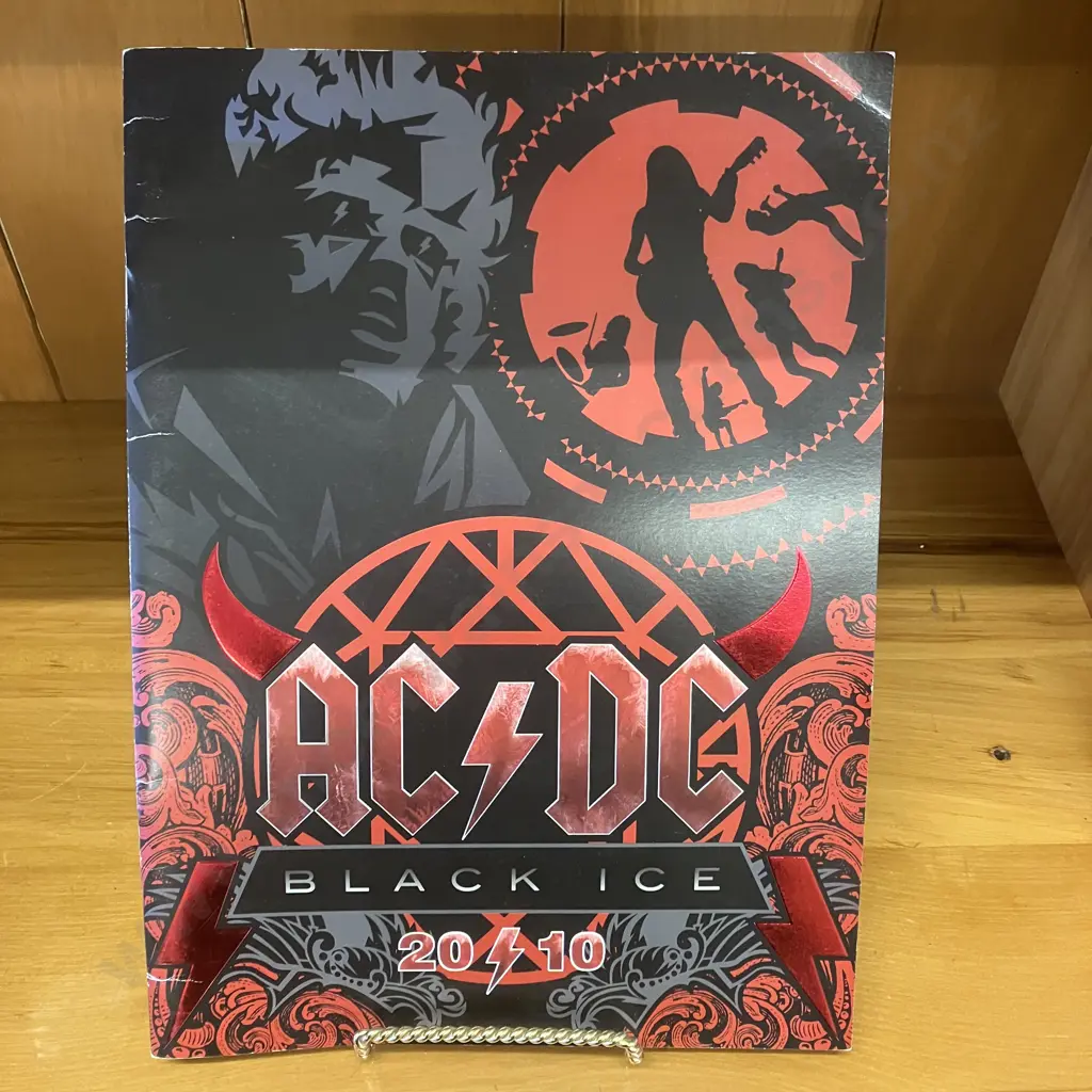 AC/DC Black Ice 2010 Tour Program. 33 x 24cm Image 1++