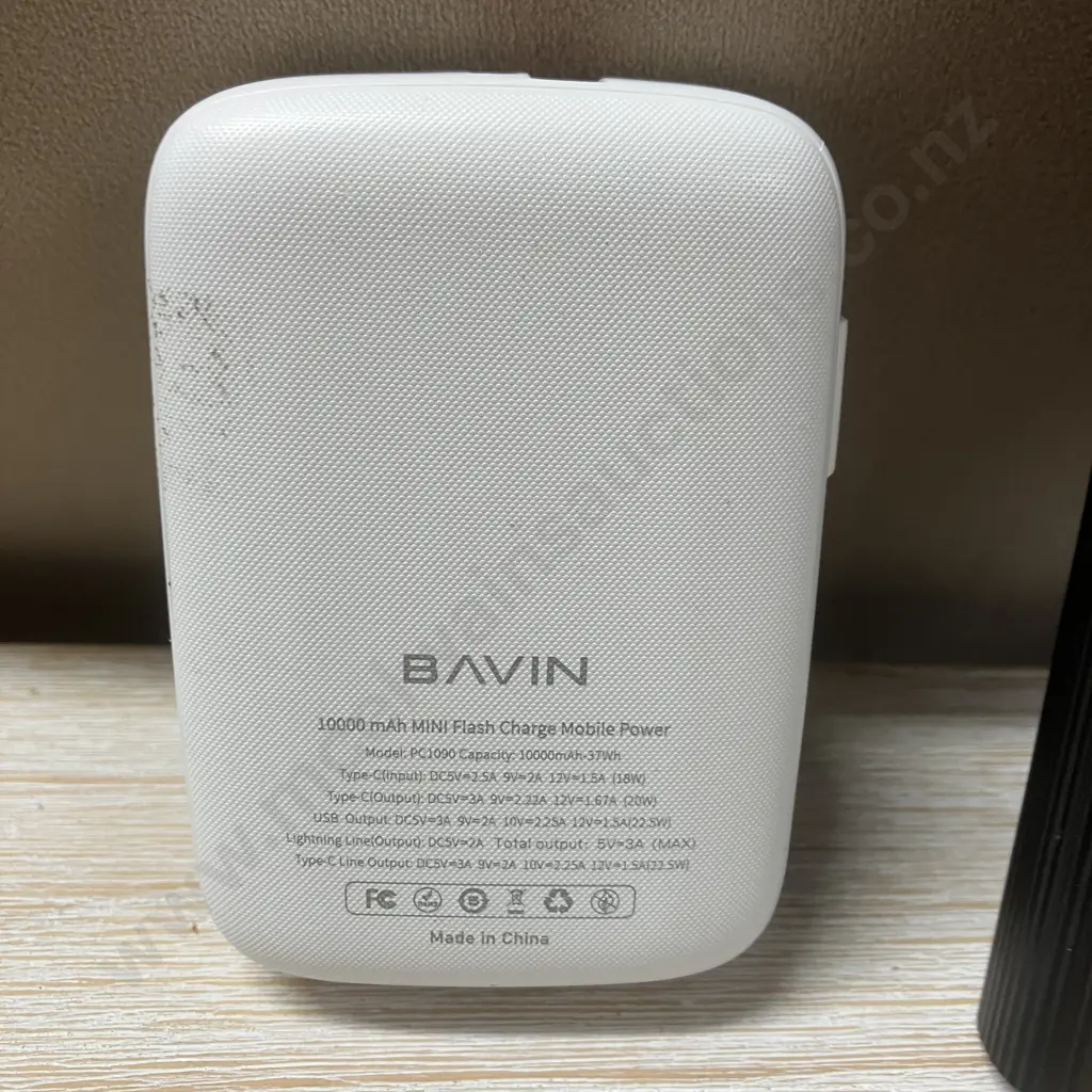 Antsig 10000mAh Power Bank AP4124 & Bavin 10000mAh Power Bank PC1090 Image 1++