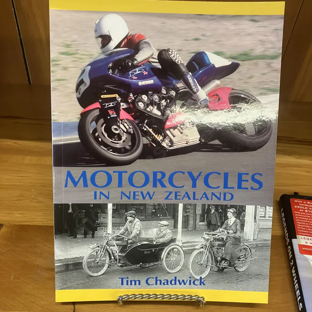 Legends on 2 Wheels A Celebration of New Zealand's Greatest Motorcycle Riders by Rhys Jones Image 1++