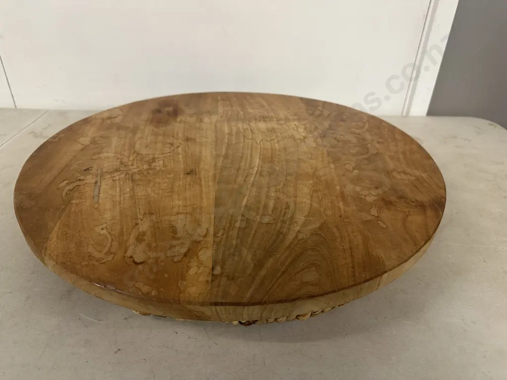 Round Wooden/Ratten Base Serving Tray H6,Dia50cm. Image 1++