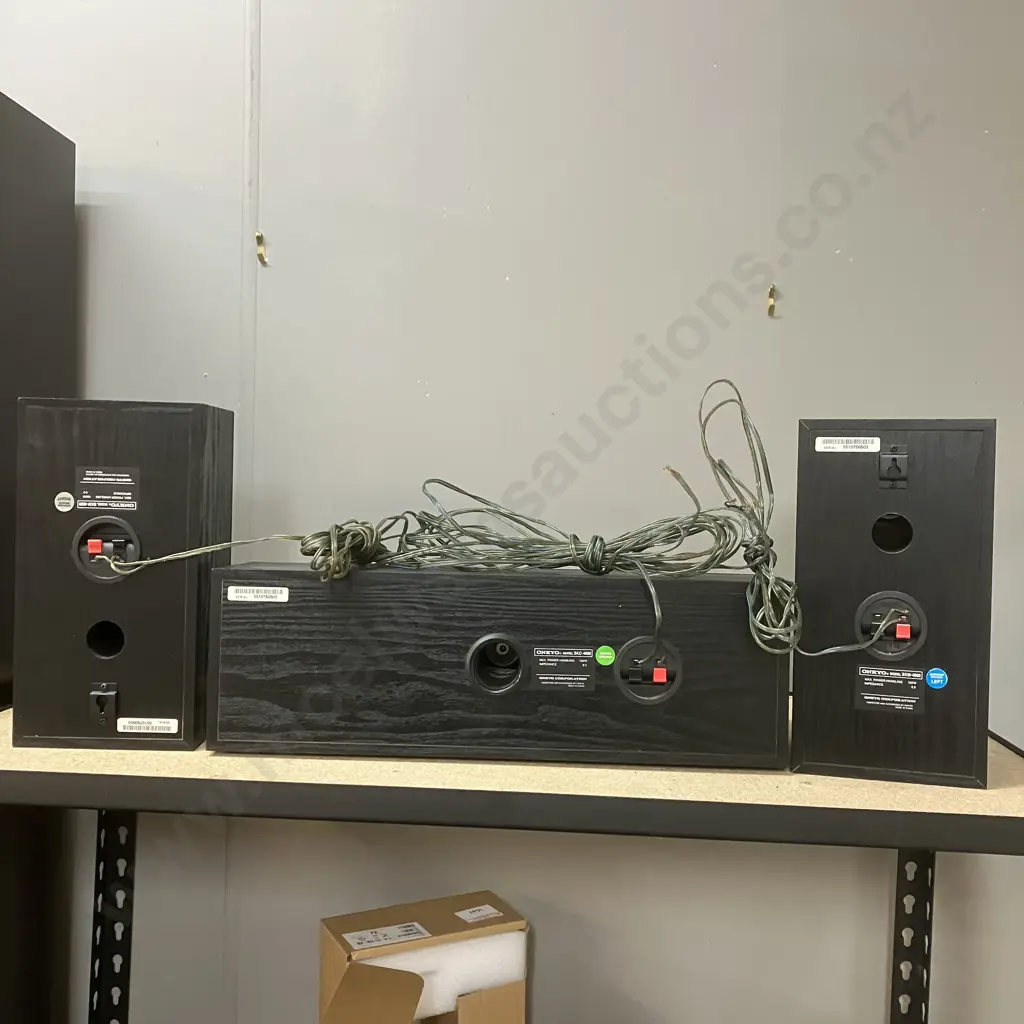 Onkyo 100W Speakers - SKC-4600 Centre & Pair of SKM-4600 Surround Speakers Image 1++