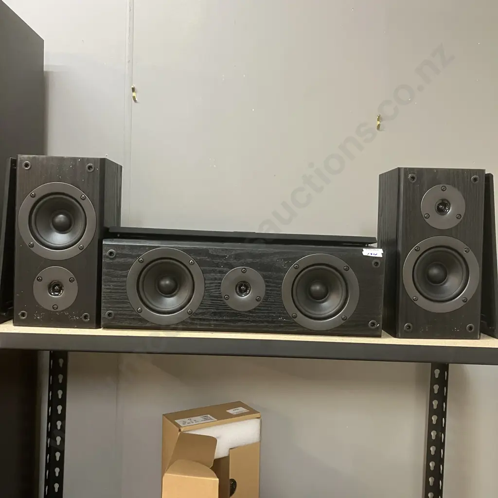 Onkyo 100W Speakers - SKC-4600 Centre & Pair of SKM-4600 Surround Speakers Image 1++