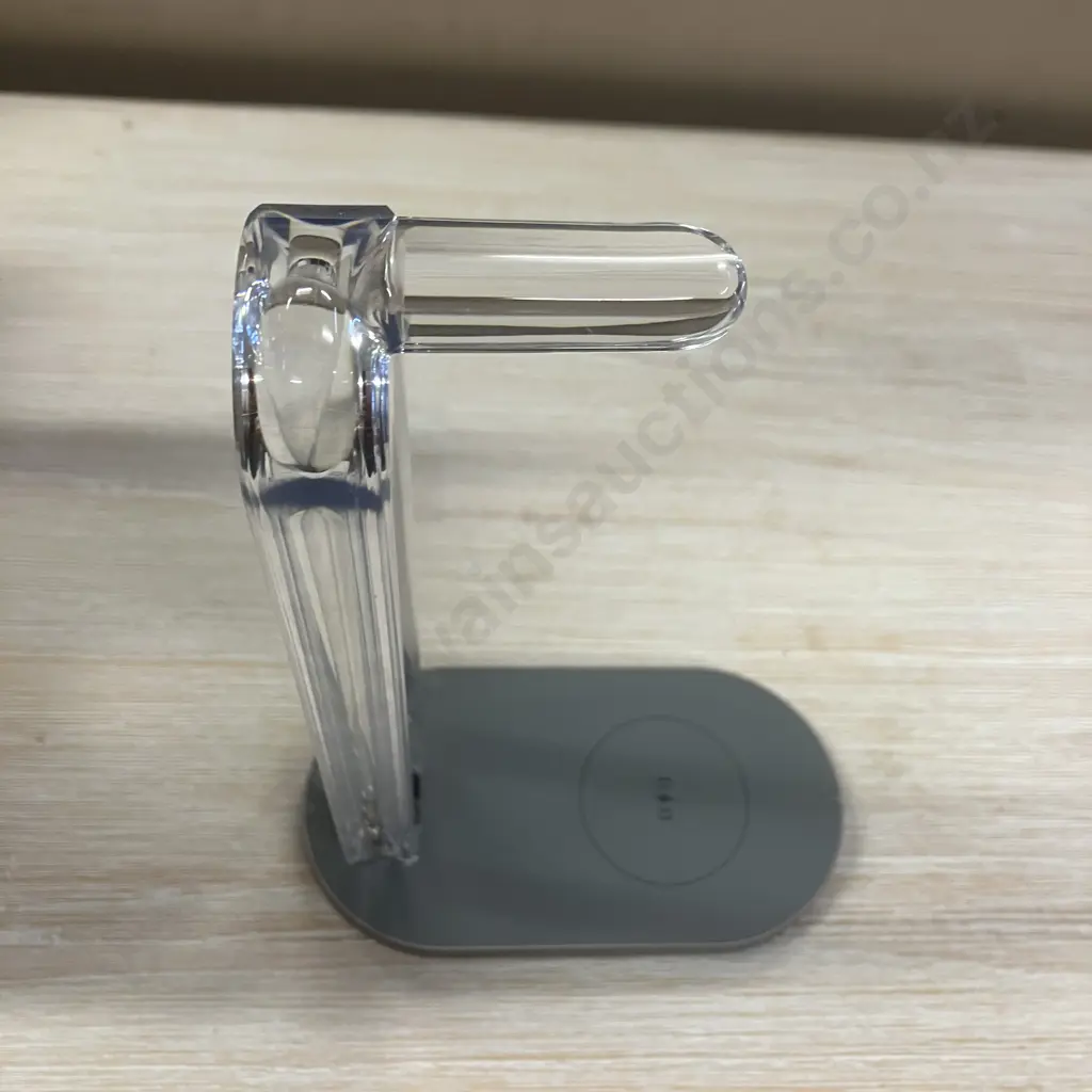 Yealink BHC76 Wireless Charging Stand - Boxed Image 1++
