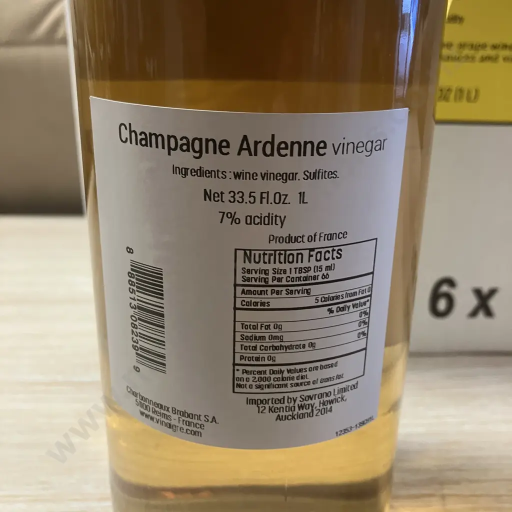 Clovis Reims France Champagne Ardenne Vinegar - Box Of 6 x 1 Litre Bottles - (Date On Bottle 8/12/2024)) Image 1++
