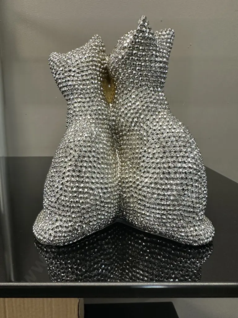 Decorative Cats x4 H18,W15cm. Image 1++