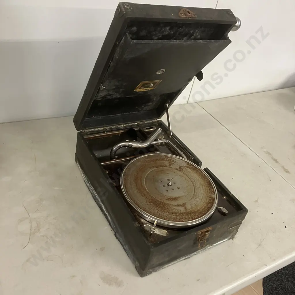 HMV Gramophone (As Found Condition) Image 1++