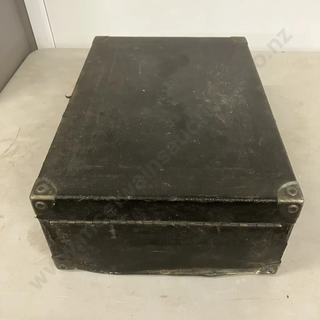 HMV Gramophone (As Found Condition) Image 1++