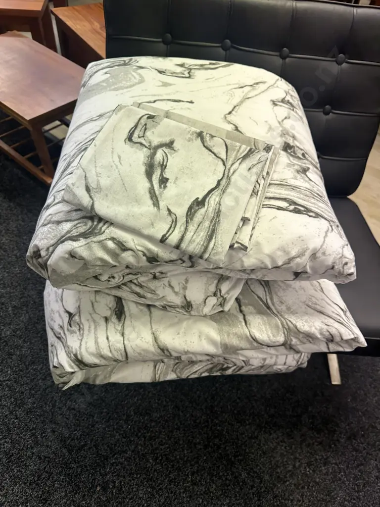 Pair Of Single Black/Grey/White Duvet Covers, Inners, Pillow Cases & Black Cushions Image 1++