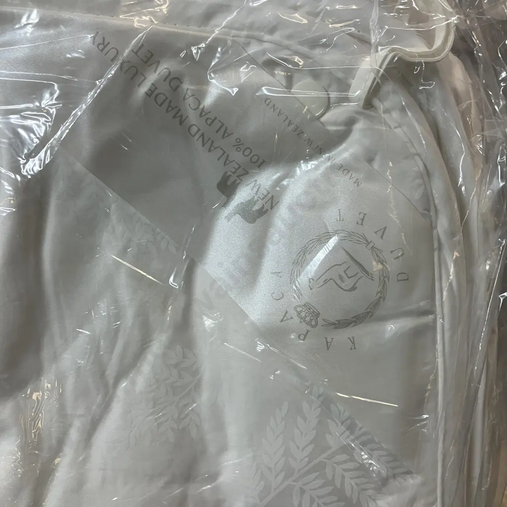 New Kapaca Alpaca Fibre Four Seasons Double Size Duvet Inner - Size 180 x 220cm Image 1++
