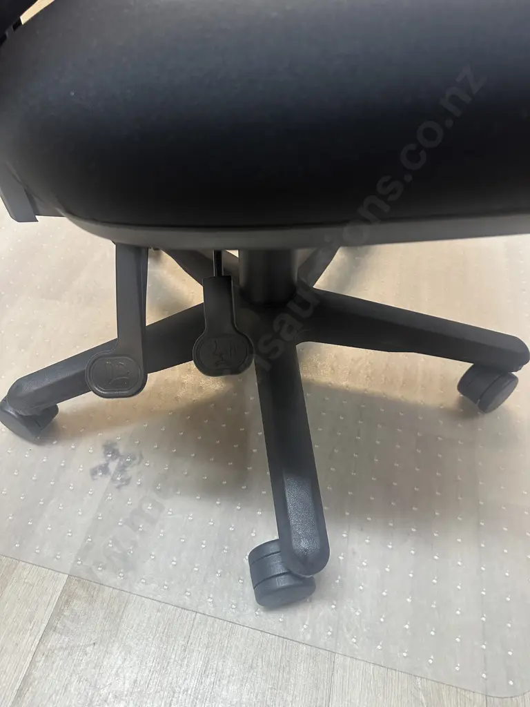 Black Buro Seating Double Lever Gas Lift Chair  Image 1++