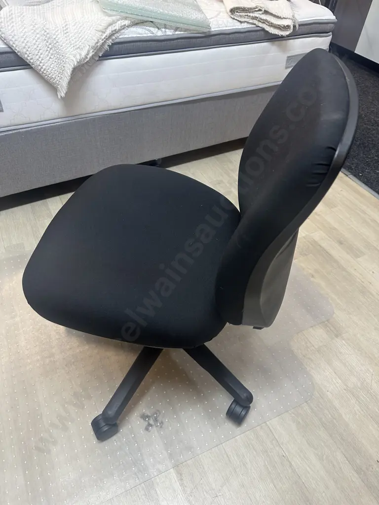 Black Buro Seating Double Lever Gas Lift Chair  Image 1++