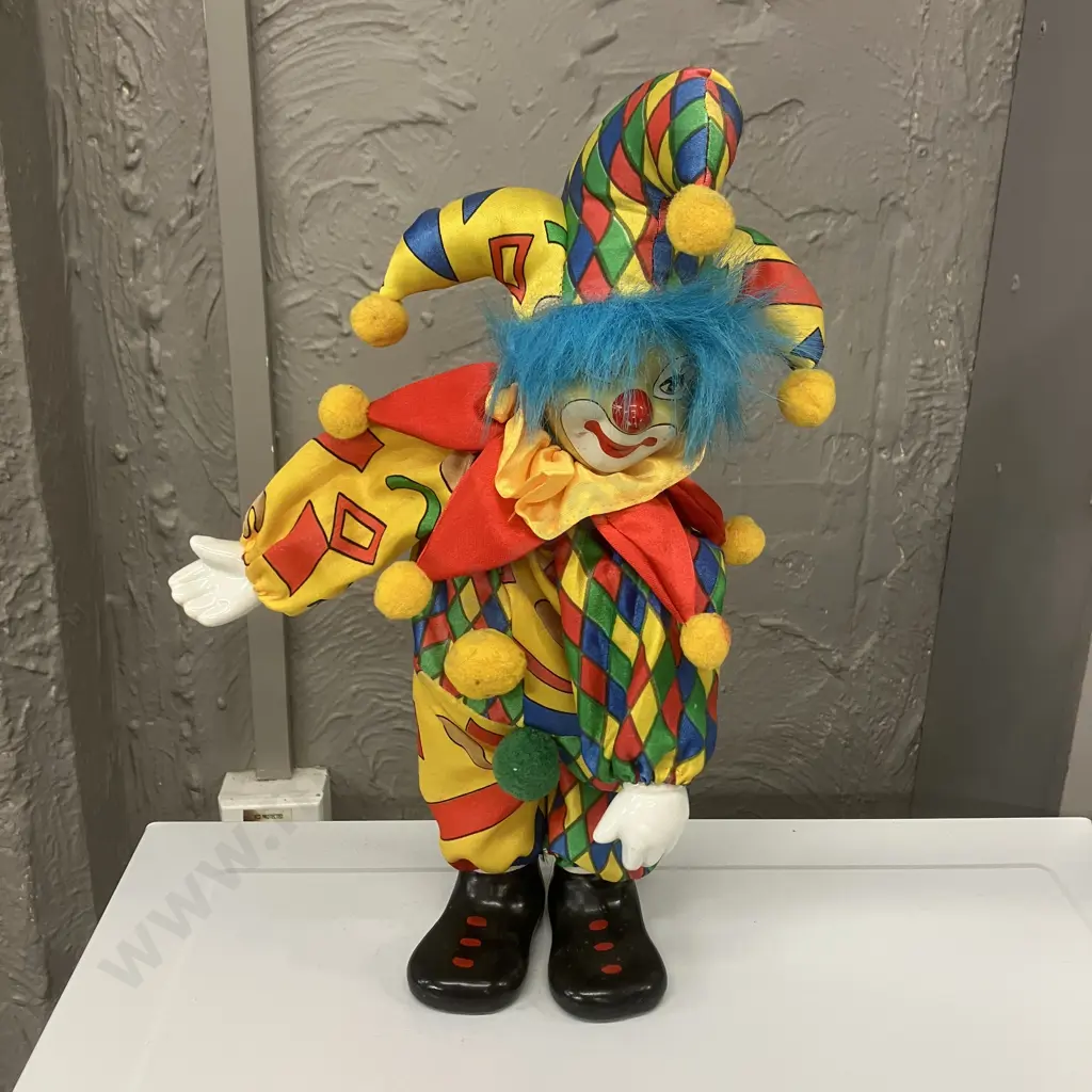 Vintage Clockwork Animated Musical Clown Toy. H38cm Image 1++