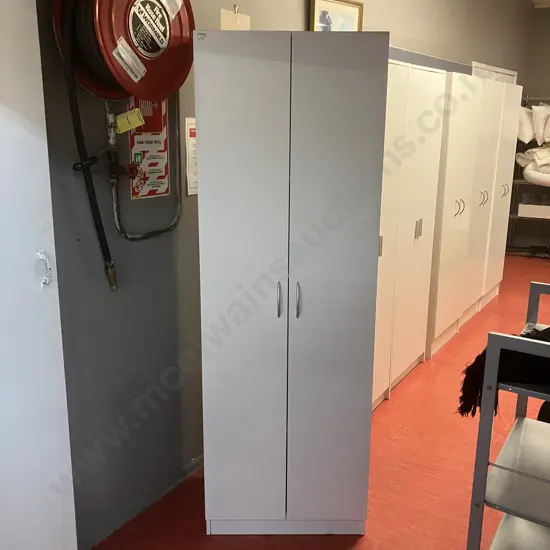 White Double Door Cupboard, 4 Shelves, Curved Handles. H180 W60 D42cm
