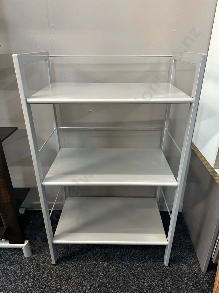 Three Tier Shelf Unit Silver Coloured Metal H102,W61,D35cm. Image 1++