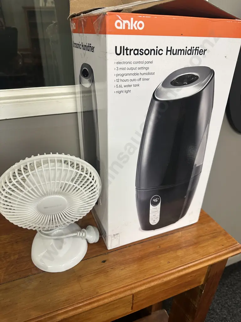 Anko Ultra Sonic Dehumidifier & Ring Grip Desk Top Fan Image 1++