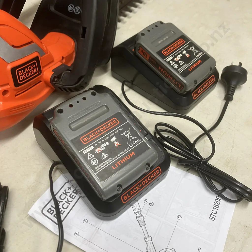 Black & Decker 18V Cordless Blower, Hedge Trimmer, Line Trimmer, 2 x Chargers, 2 x 2.0AH Batteries Image 1++
