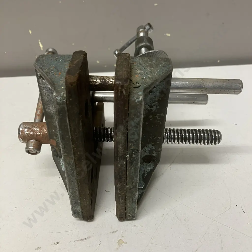 Vintage Parry & Bott Ltd Birmingham Corner Clamp / Vise Image 1++