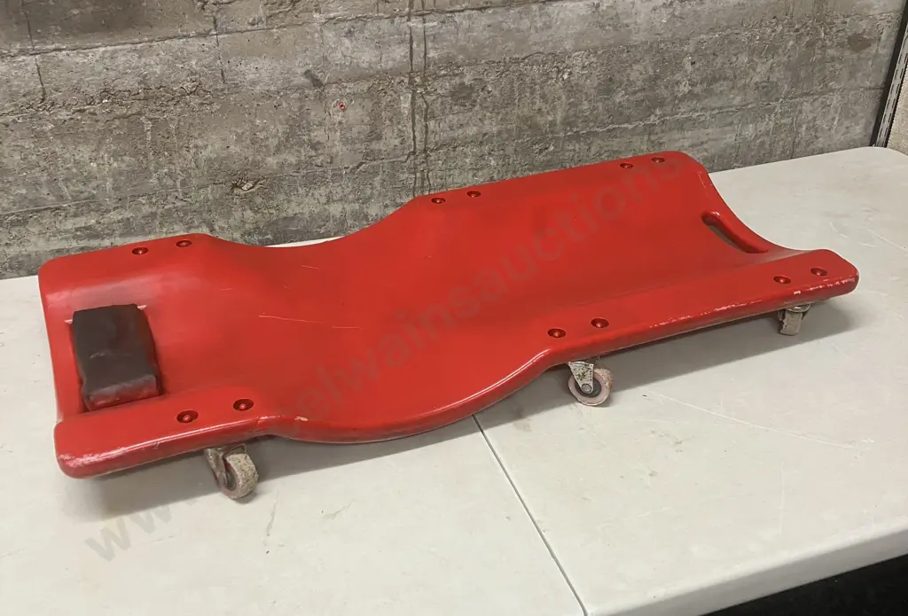 Red Mechanics Creeper Trolley. 90 x 40cm Image 1++