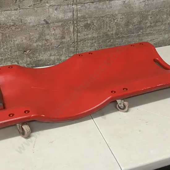 Red Mechanics Creeper Trolley. 90 x 40cm