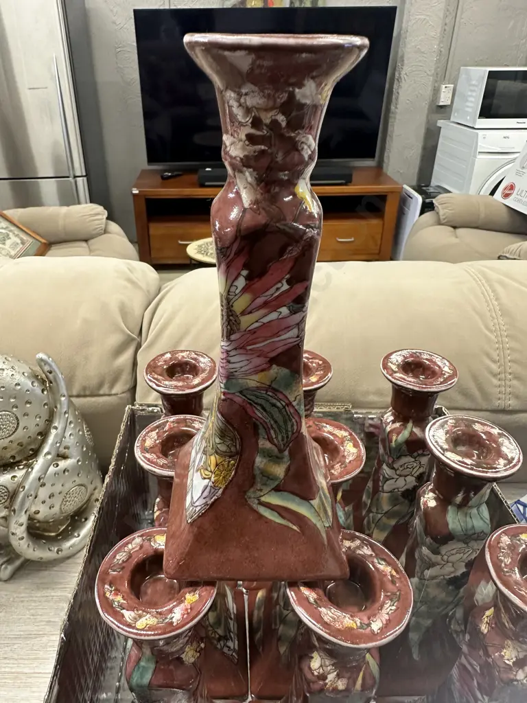 Oriental Themed Candle Stick Holders Brown/Pink x10 H21cm. Image 1++